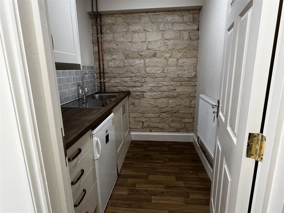 Unit 2, Lakeview, Cringle Lane, Stoke Rochford, Grantham NG33 5EF