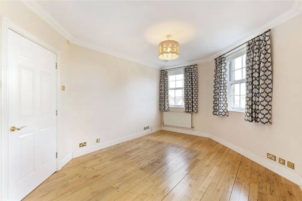 Chapman Square, Wimbledon, London, SW19