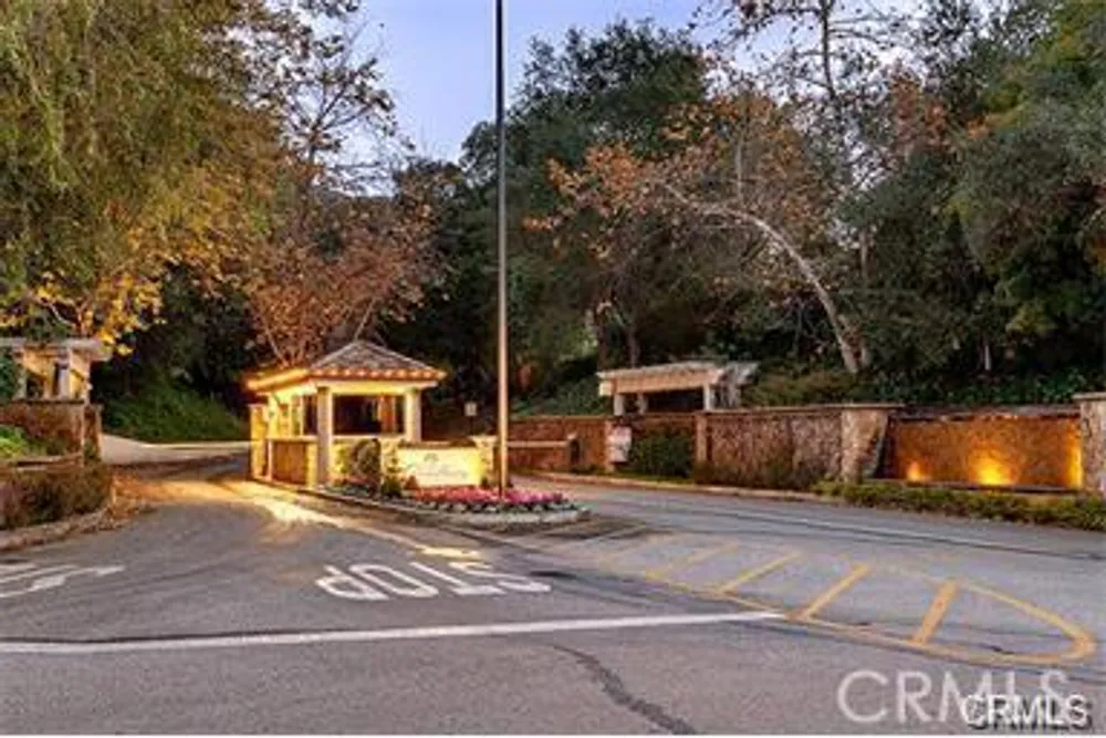 682 Deodar Ln, Bradbury, CA 91008
