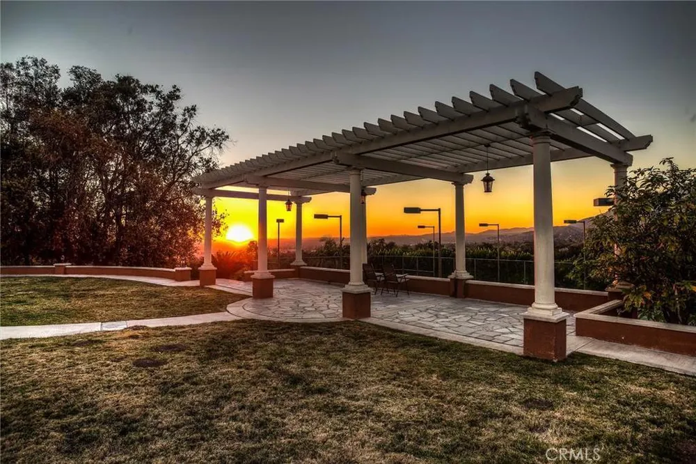 682 Deodar Ln, Bradbury, CA 91008