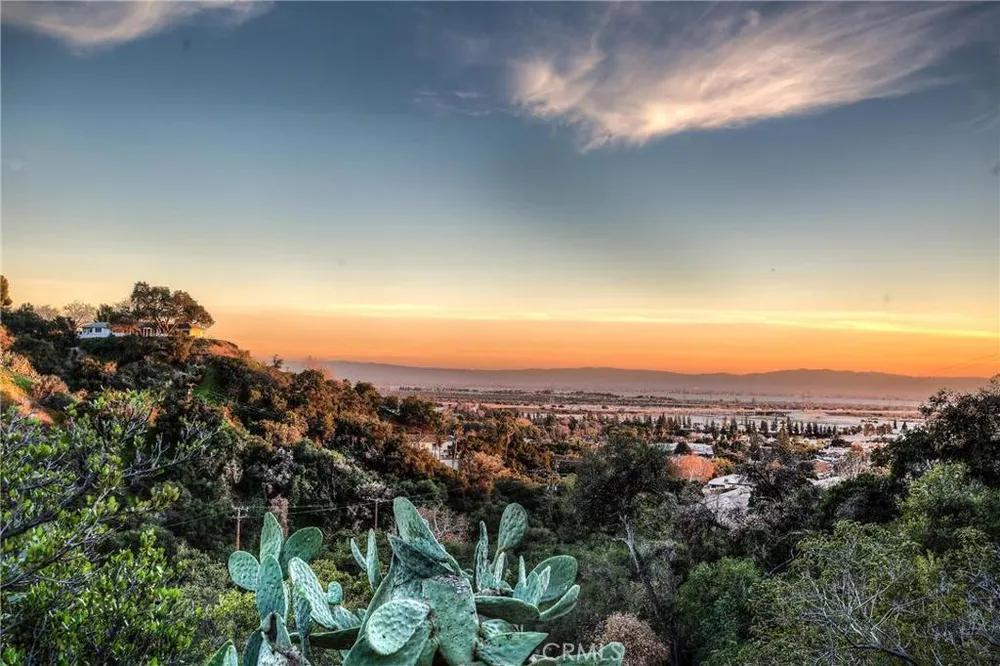 682 Deodar Ln, Bradbury, CA 91008