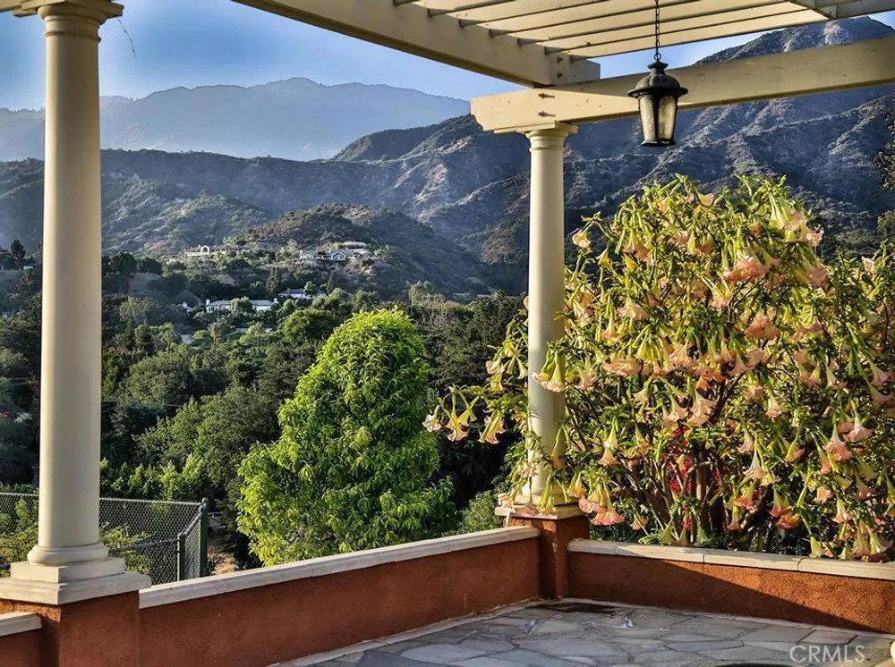 682 Deodar Ln, Bradbury, CA 91008