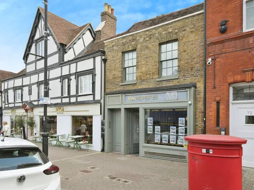 High Street, Hoddesdonphoto
