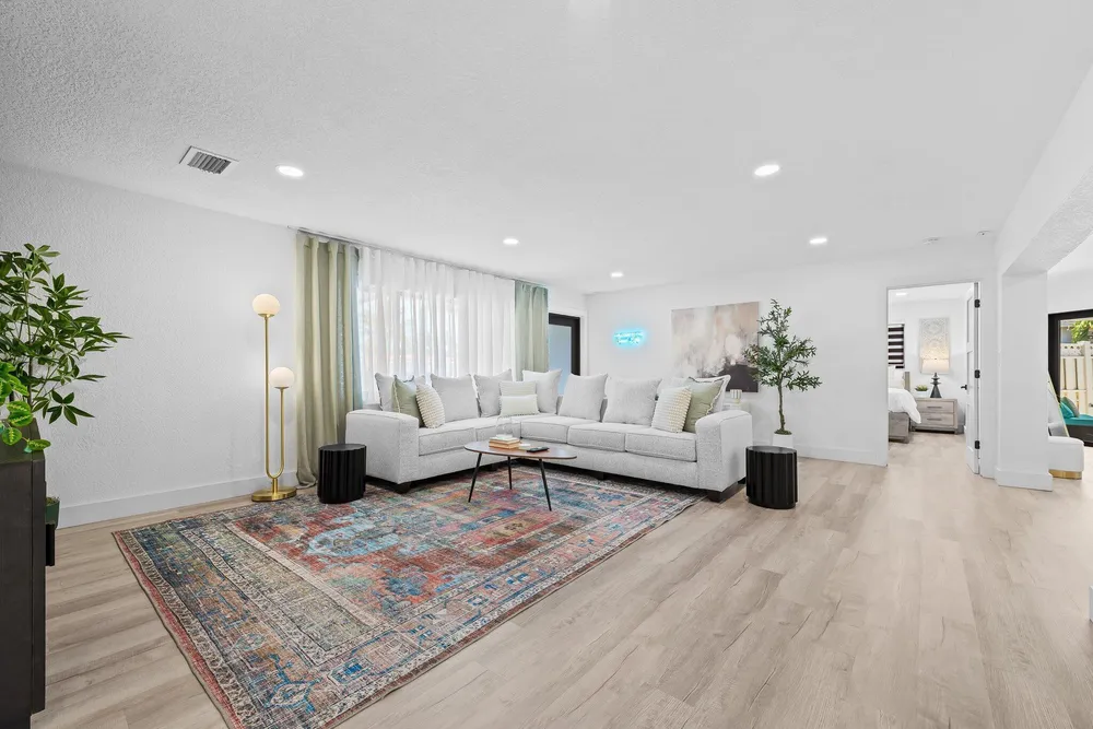 581 SE 5th Ave, Pompano Beach, FL 33060