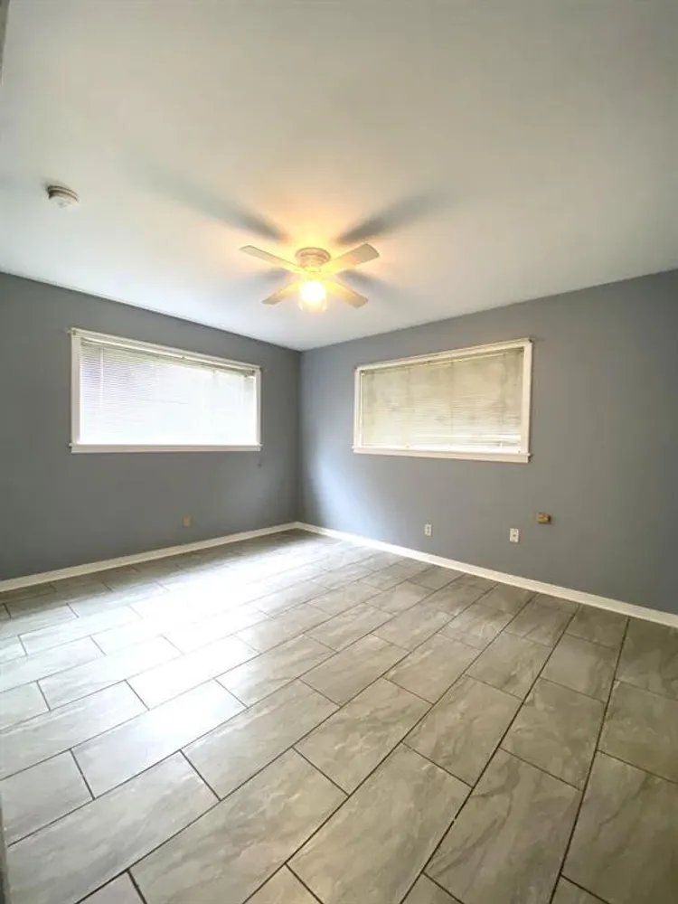 810 Poleman Rd, Shreveport, LA 71107