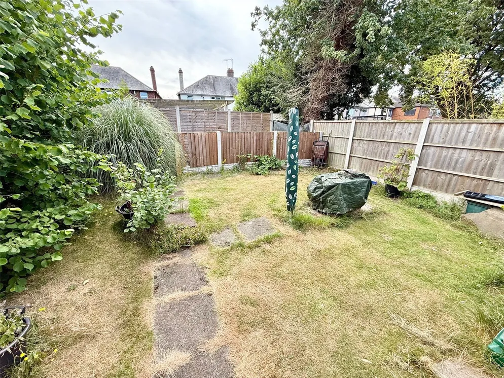 Property carousel item 11