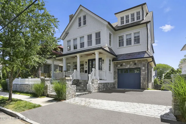 21 Ridge St, Greenwich, CT 06830