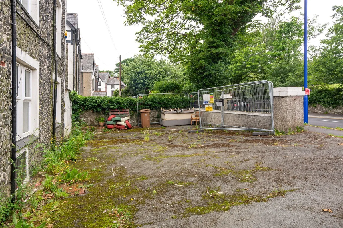 Pwllheli Road, Criccieth, Gwynedd, LL52