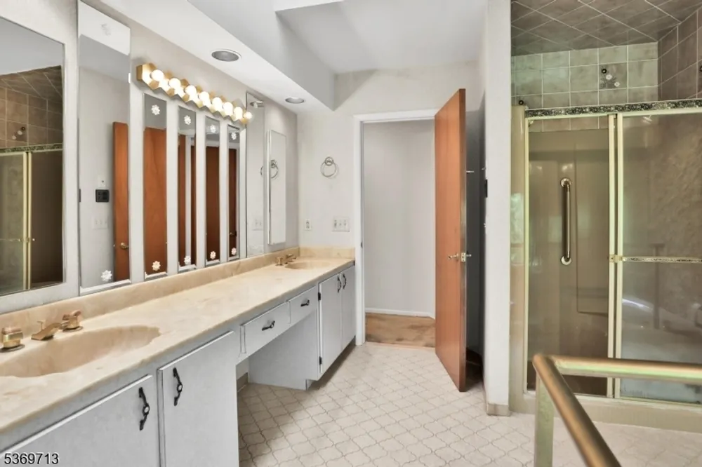 15 Long Hill Rd, Harding, NJ 07920