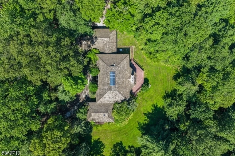 15 Long Hill Rd, Harding, NJ 07920