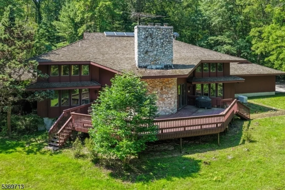 15 Long Hill Rd, Harding, NJ 07920