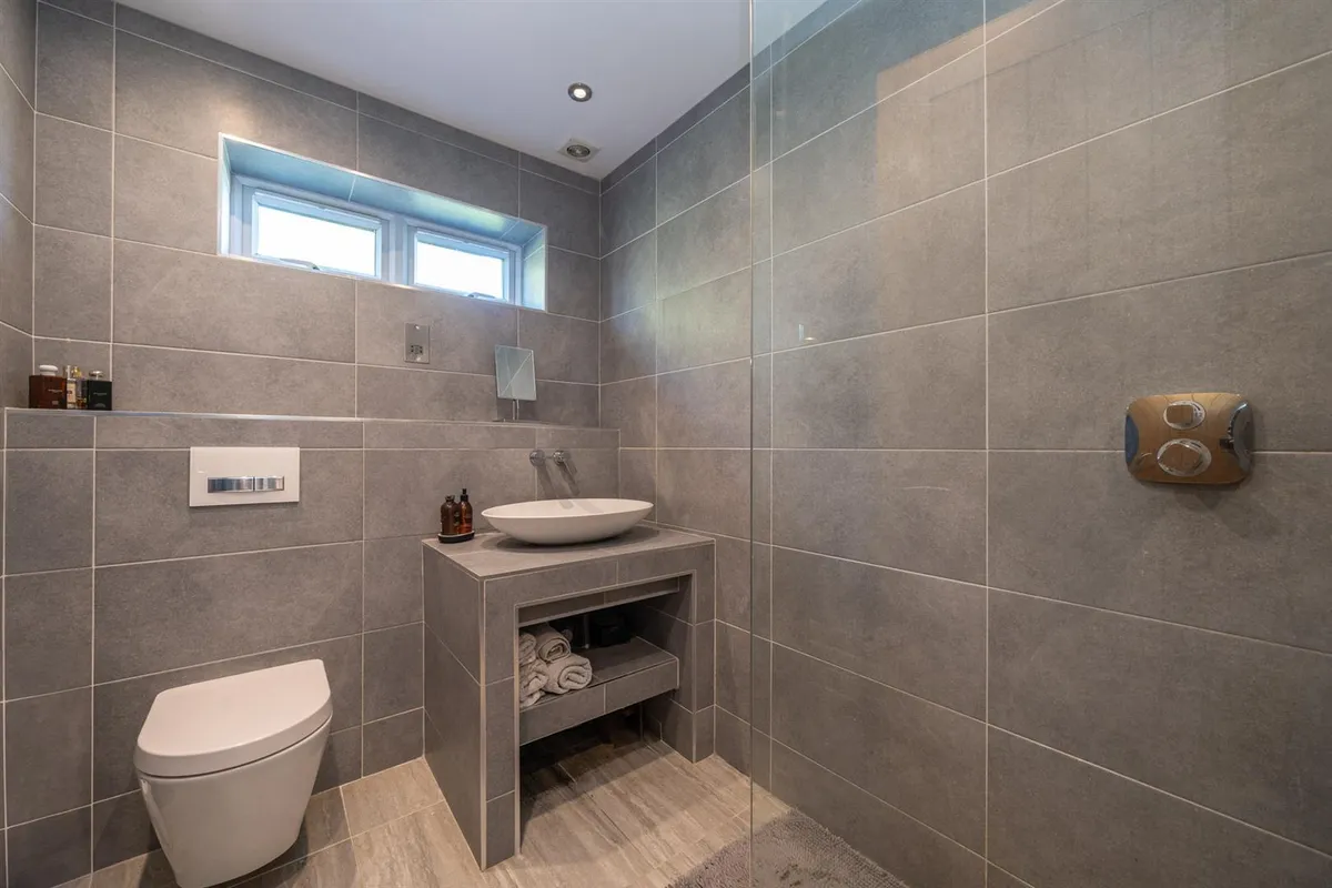 Harvey Drive, Dagnall, Hertfordshire, HP4 1FR