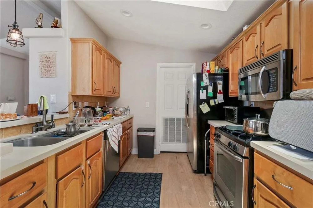 4201 Topanga Canyon Blvd, Woodland Hills, CA 91364