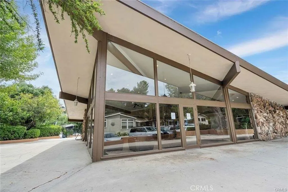 4201 Topanga Canyon Blvd, Woodland Hills, CA 91364