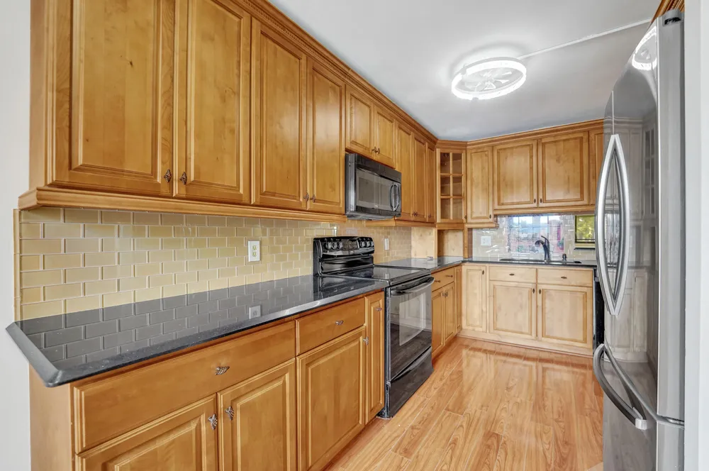 5306 Cedar Lake Dr, Boynton Beach, FL 33437