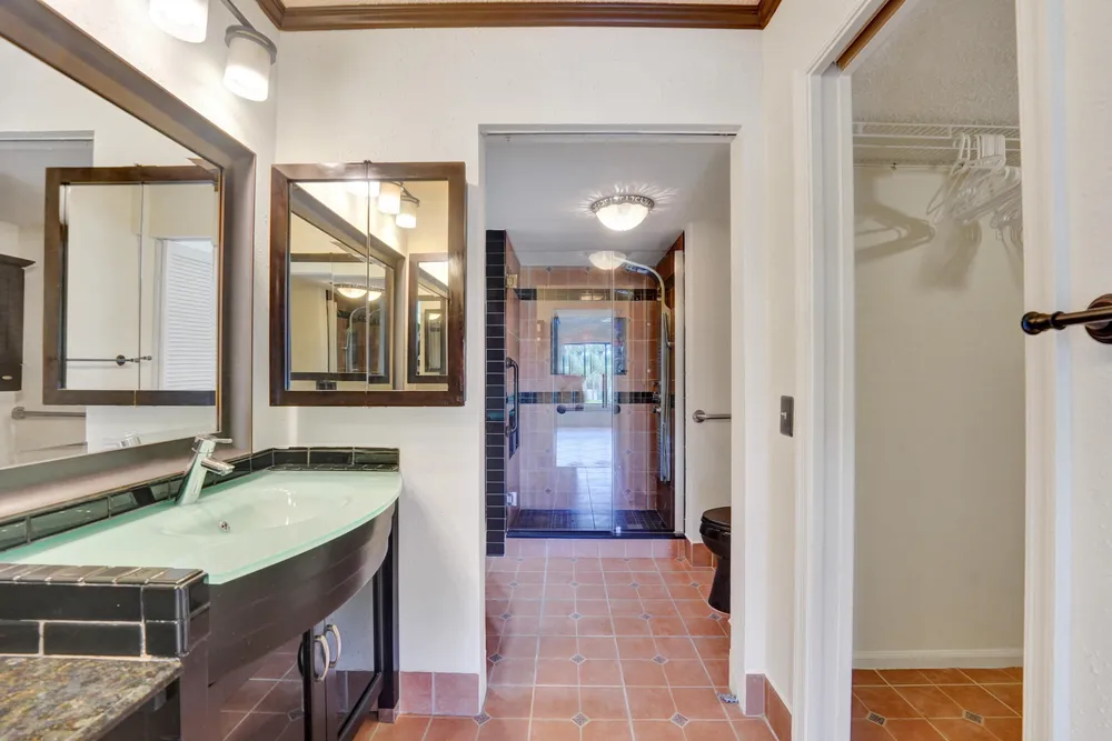 5306 Cedar Lake Dr, Boynton Beach, FL 33437