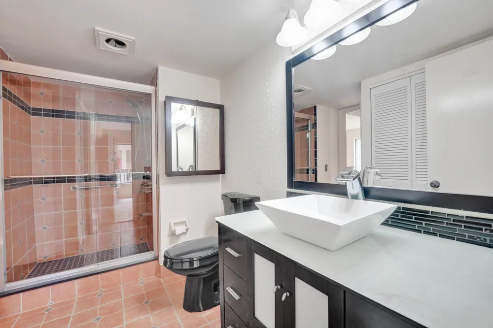 5306 Cedar Lake Dr, Boynton Beach, FL 33437