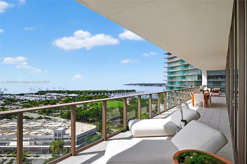 2655 S Bayshore Dr, Miami, FL 33133