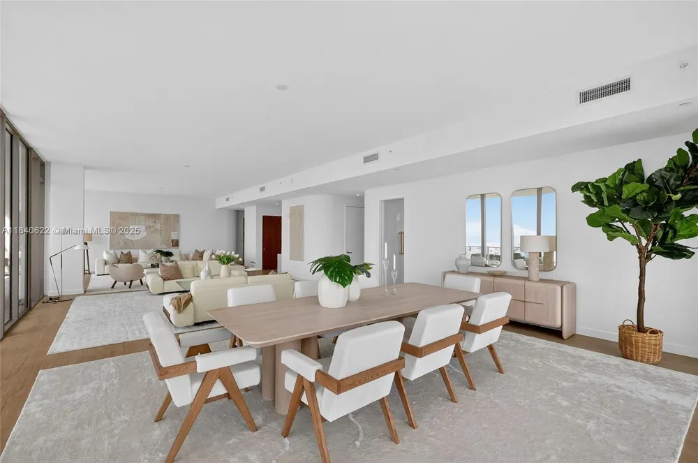 2655 S Bayshore Dr, Miami, FL 33133