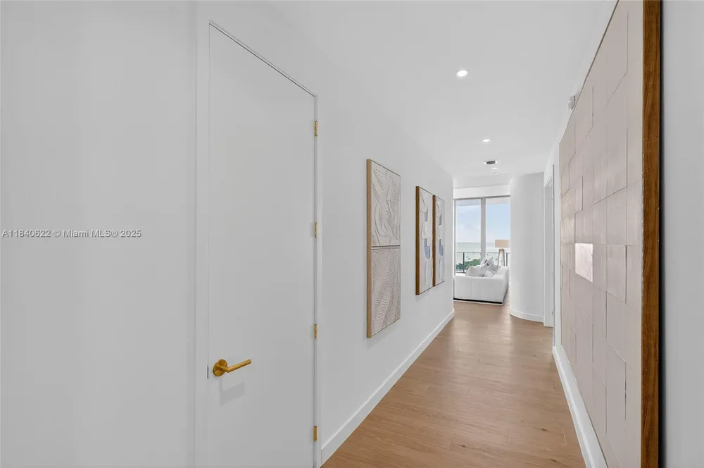 2655 S Bayshore Dr, Miami, FL 33133
