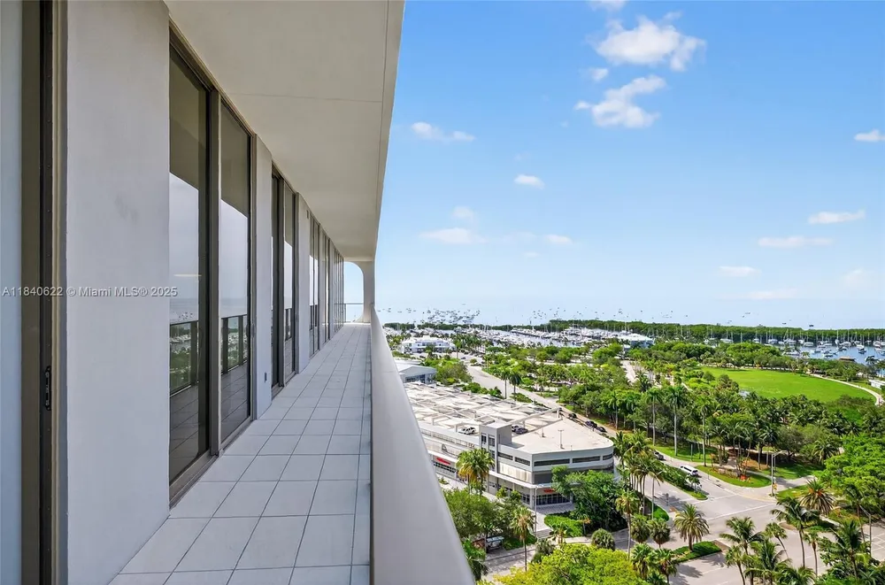 2655 S Bayshore Dr, Miami, FL 33133