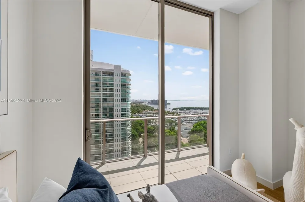 2655 S Bayshore Dr, Miami, FL 33133