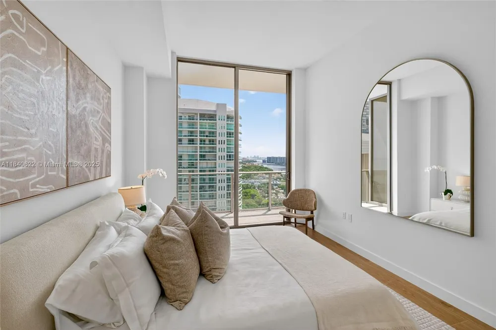 2655 S Bayshore Dr, Miami, FL 33133