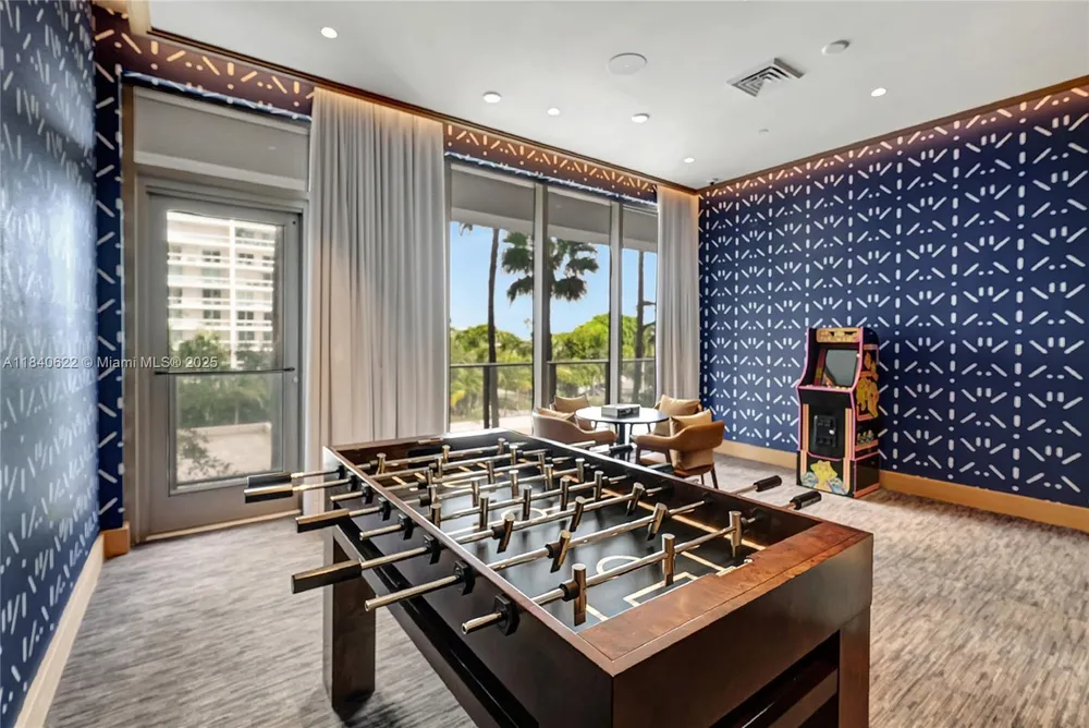 2655 S Bayshore Dr, Miami, FL 33133