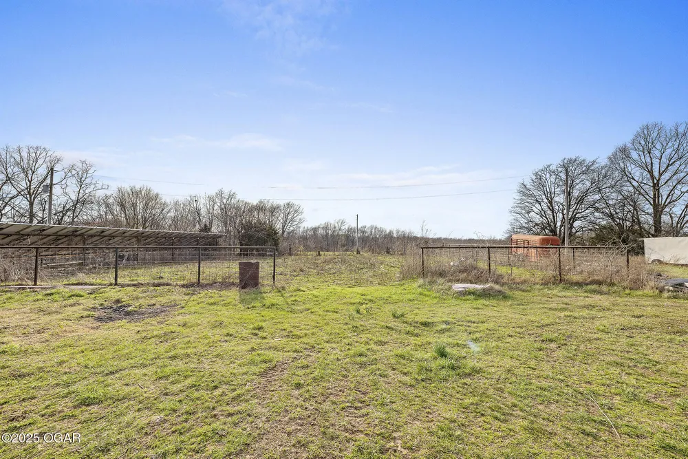 660 Pendergraft Rd, Noel, MO 64854