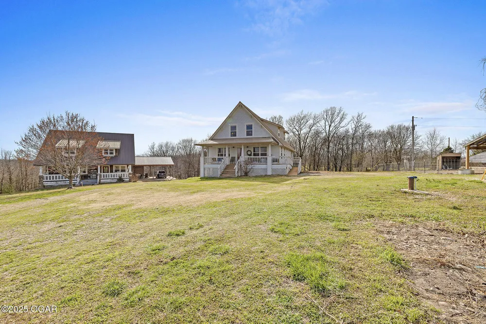 660 Pendergraft Rd, Noel, MO 64854