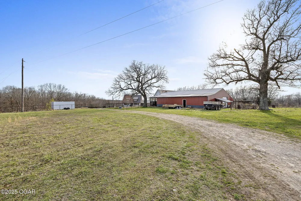 660 Pendergraft Rd, Noel, MO 64854
