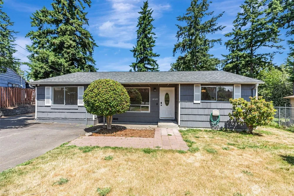 12124 SE 161st St, Renton, WA 98058