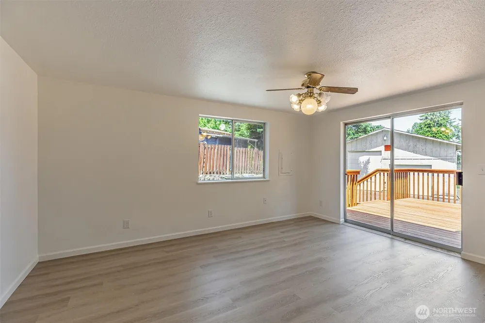 12124 SE 161st St, Renton, WA 98058