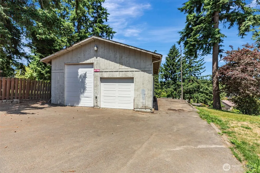 12124 SE 161st St, Renton, WA 98058