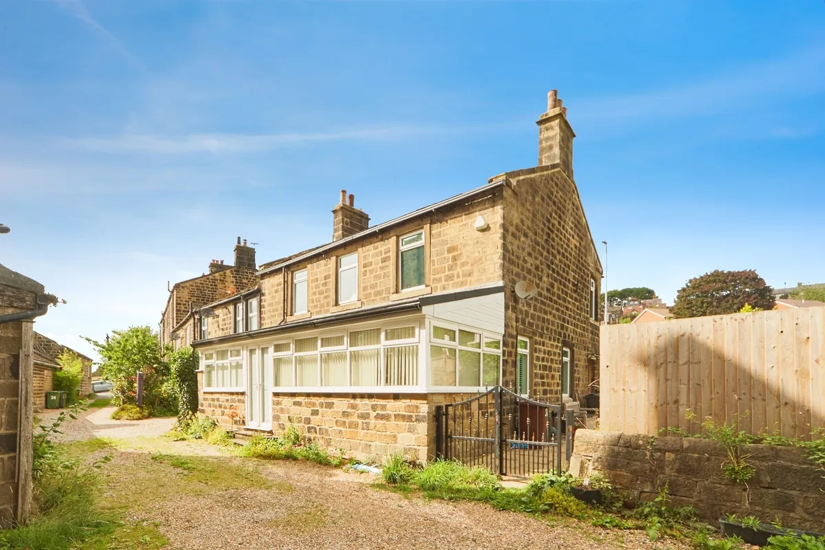 Leeds Road, Rawdon, Leeds