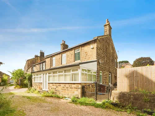Leeds Road, Rawdon, Leedsphoto