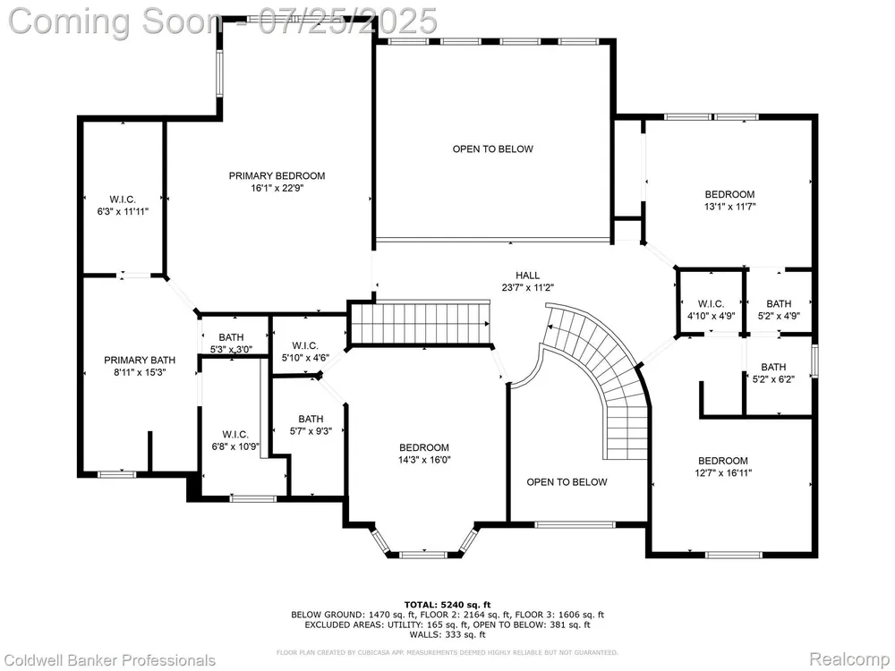 49733 Ash Ct, Plymouth, MI 48170