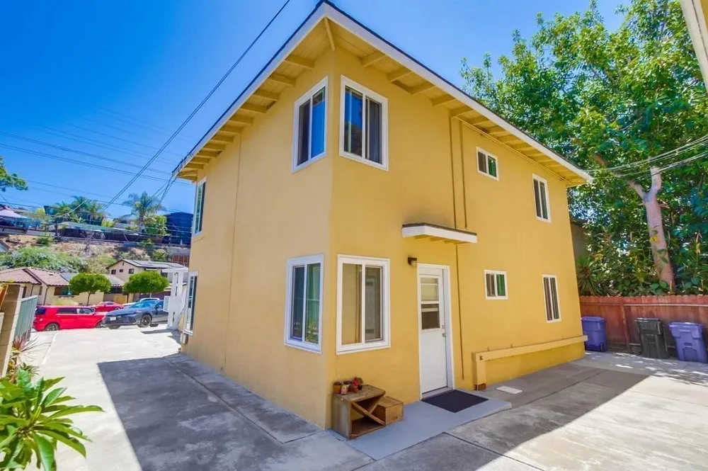 2948 Reynard Way, San Diego, CA 92103