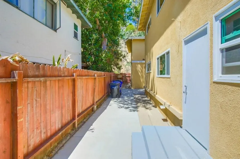 2948 Reynard Way, San Diego, CA 92103
