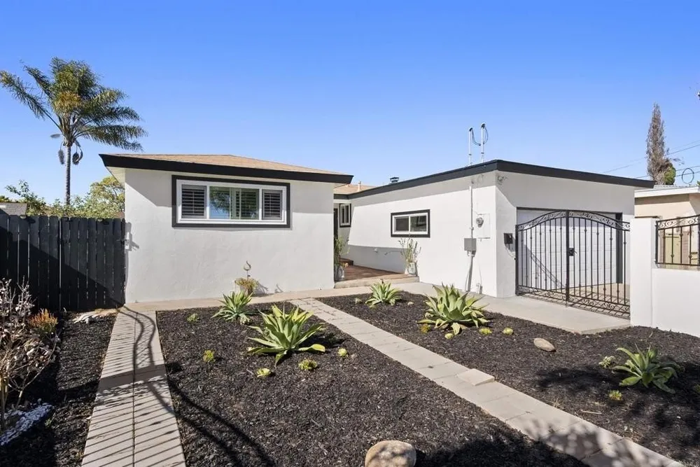 7162 Beagle St, San Diego, CA 92111