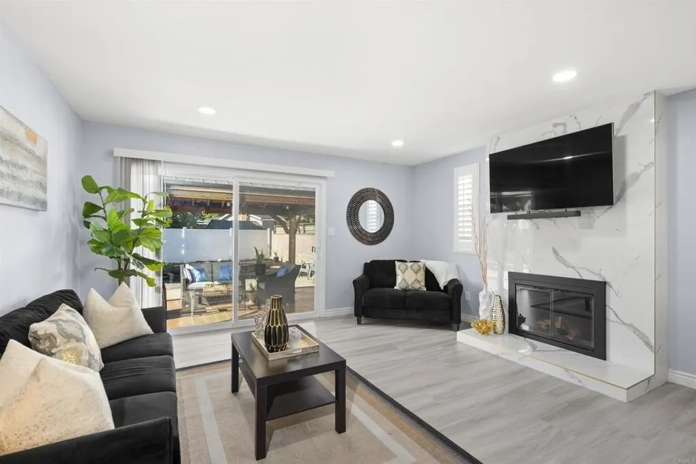 7162 Beagle St, San Diego, CA 92111