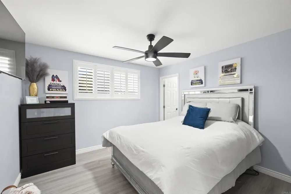 7162 Beagle St, San Diego, CA 92111