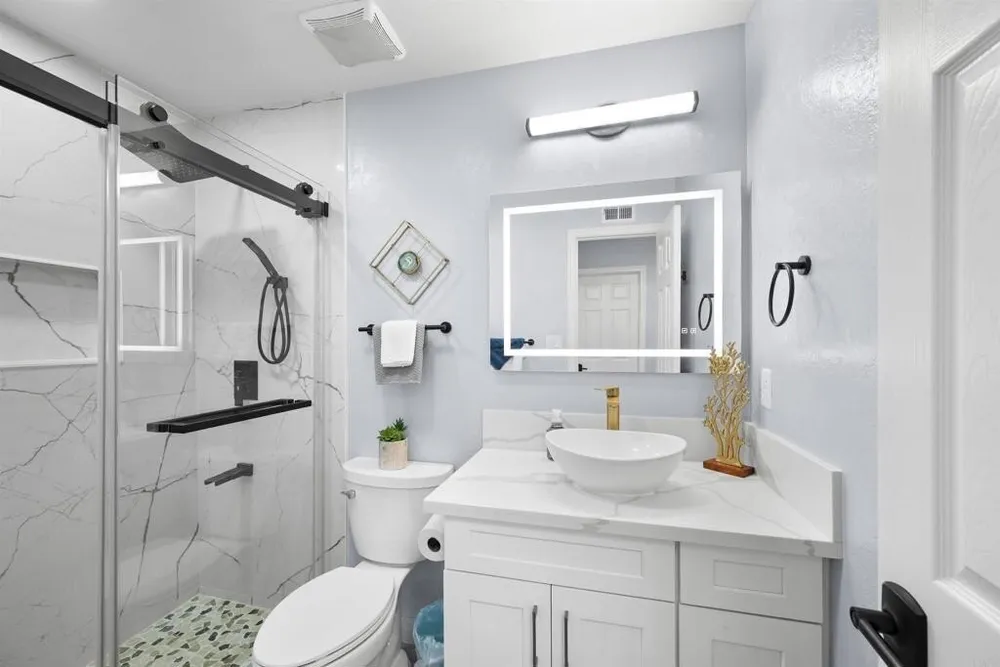 7162 Beagle St, San Diego, CA 92111