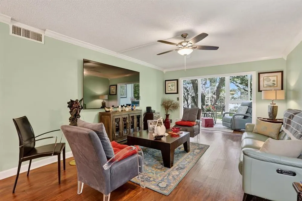 2403 Antigua Circle, Pompano Beach, FL 33066