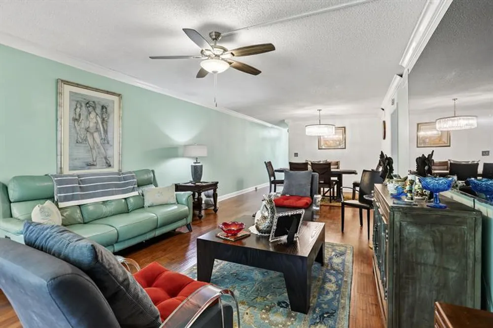 2403 Antigua Circle, Pompano Beach, FL 33066