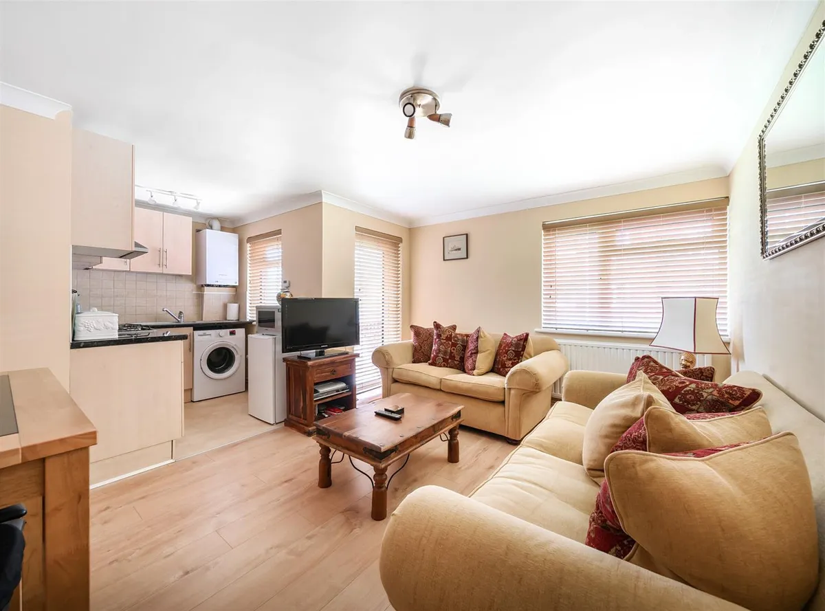 Dyne Road, London, NW6