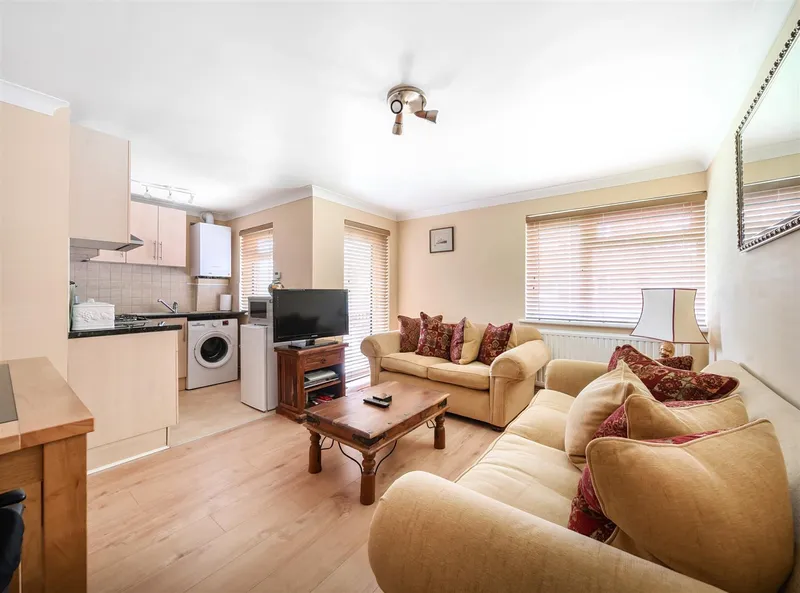 Dyne Road, London, NW6