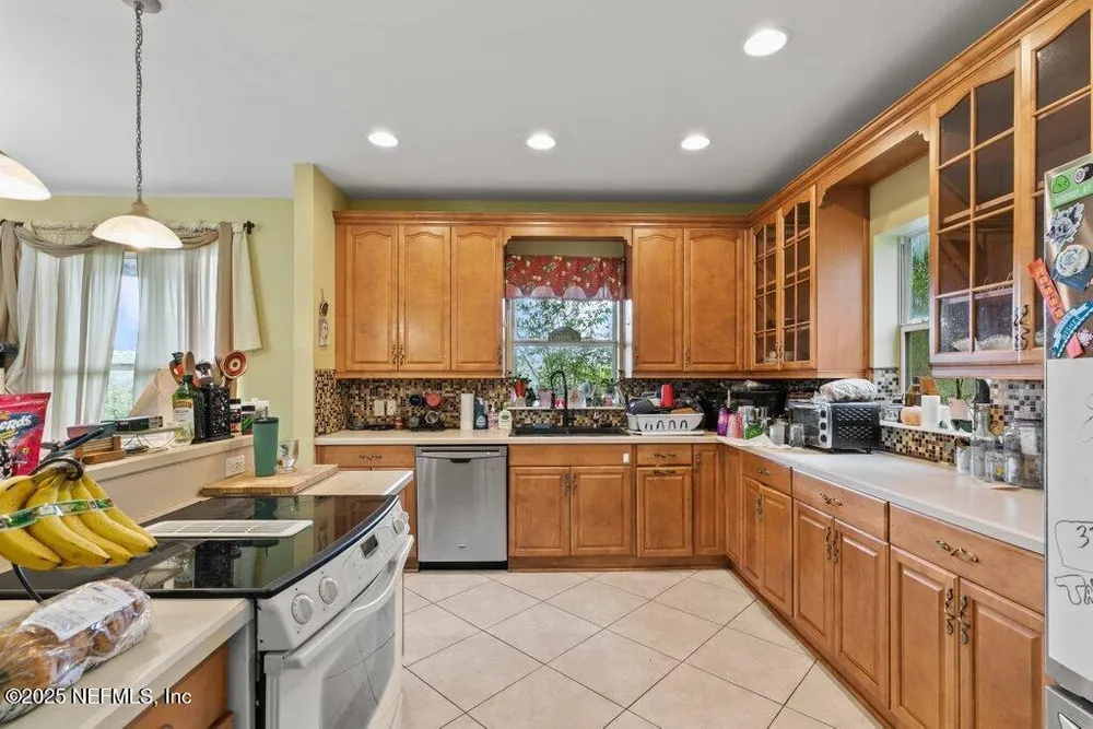 4429 Pleasant Hill Dr, Jacksonville, FL 32225