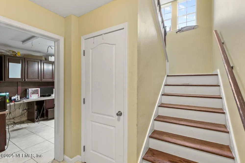 4429 Pleasant Hill Dr, Jacksonville, FL 32225