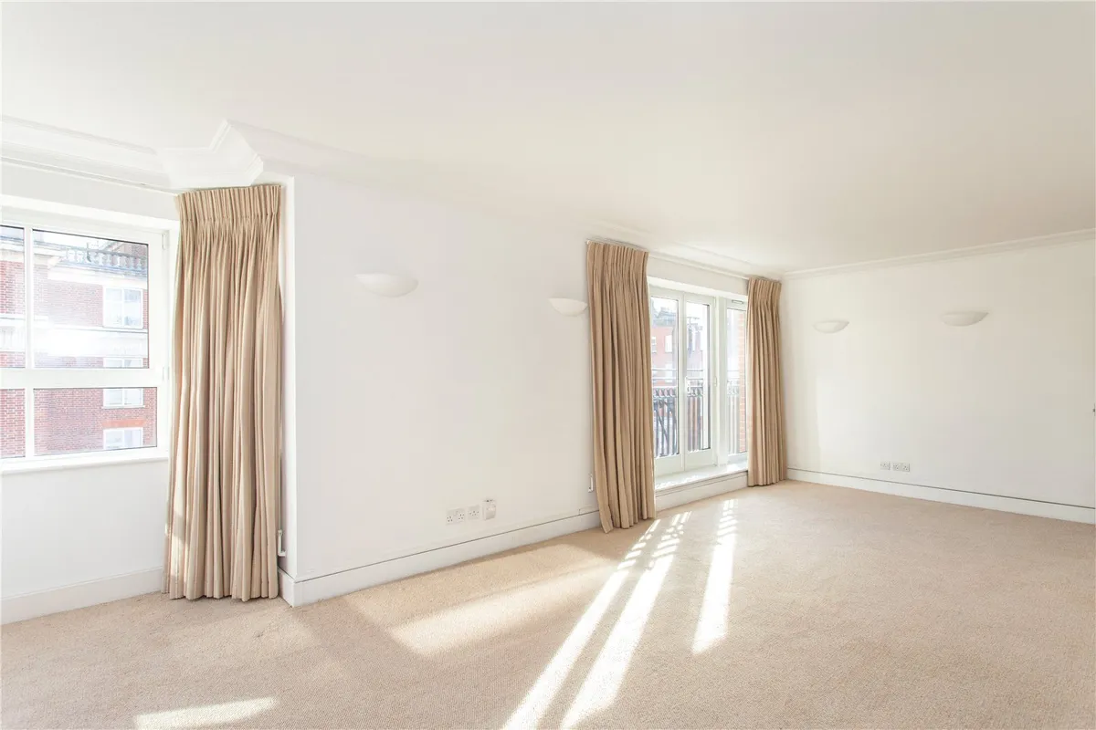 Wrights Lane, Kensington, London, W8